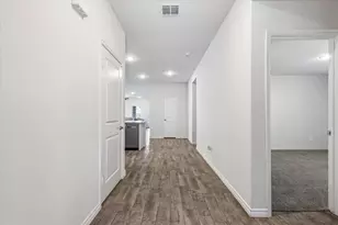 8133 Danny Scarth Ln, Fort Worth, TX 76120 - Photo 3