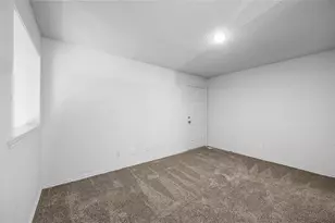9825 Walnut St, Dallas, TX 75243 - Photo 29