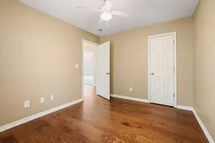 386 Scoggins Rd, Tioga, TX 76271 - Photo 17