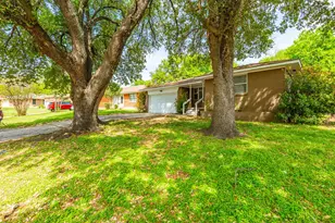 1115 Indian Creek Trail, Dallas, TX 75241 - Photo 3