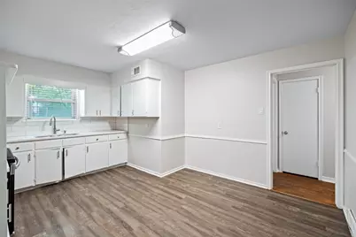 1115 Indian Creek Trail, Dallas, TX 75241 - Photo 11