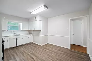 1115 Indian Creek Trail, Dallas, TX 75241 - Photo 11