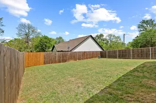 776 E Fulton St, Van Alstyne, TX 75495 - Photo 35