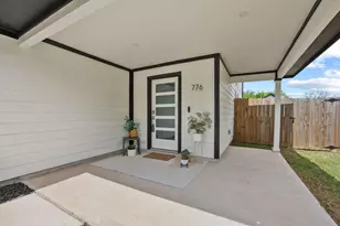 776 E Fulton St, Van Alstyne, TX 75495 - Photo 3