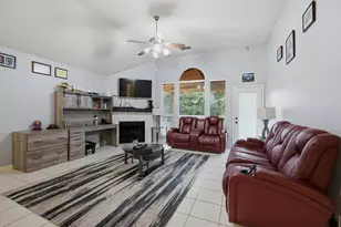 2101 Oak Manor Dr, Bedford, TX 76021 - Photo 9