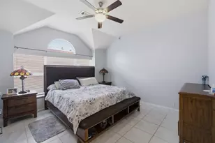 2101 Oak Manor Dr, Bedford, TX 76021 - Photo 27