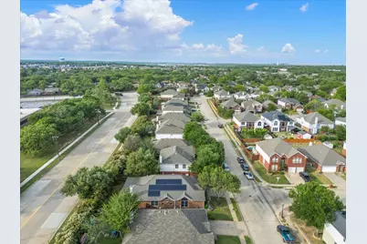 2101 Oak Manor Drive, Bedford, TX 76021 - Photo 7