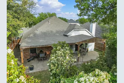 2101 Oak Manor Drive, Bedford, TX 76021 - Photo 7