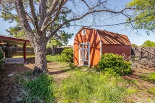 728 NW Douglas St, Burleson, TX 76028 - Photo 29