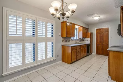 728 NW Douglas Street, Burleson, TX 76028 - Photo 7