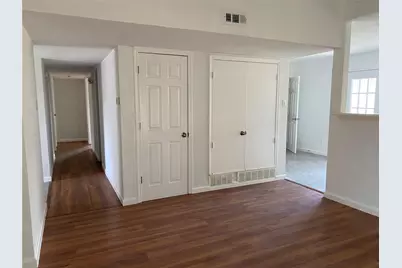 854 Timberdale Street, Grand Prairie, TX 75052 - Photo 3