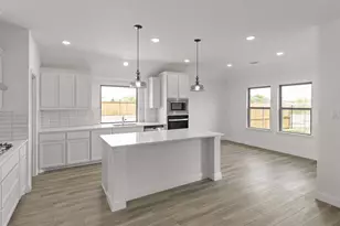 801 Trinity St, Van Alstyne, TX 75495 - Photo 5