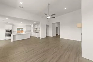 801 Trinity St, Van Alstyne, TX 75495 - Photo 5