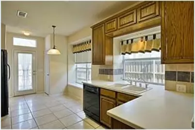 11488 Chaucer Drive, Frisco, TX 75035 - Photo 15