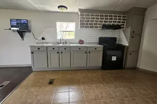 130 Trails End Cir, Millsap, TX 76066 - Photo 13