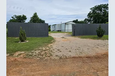 130 Trails End Circle, Millsap, TX 76066 - Photo 3