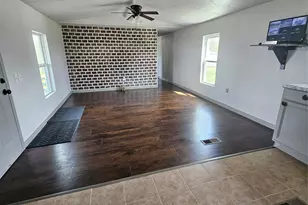 130 Trails End Cir, Millsap, TX 76066 - Photo 15