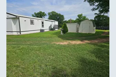 130 Trails End Circle, Millsap, TX 76066 - Photo 31