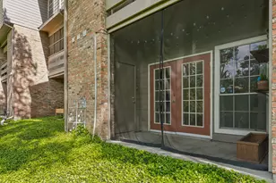 9801 Royal Ln, Dallas, TX 75231 - Photo 17