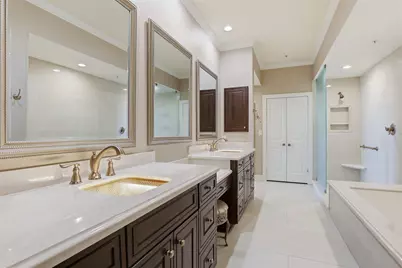 411 W 7th Street #1005, Fort Worth, TX 76102 - Photo 19