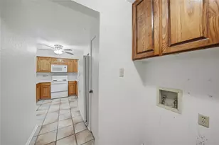 1129 W Hills Terrace, Saginaw, TX 76179 - Photo 21