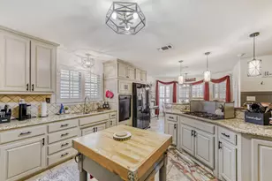 7835 Portwood Rd, Azle, TX 76020 - Photo 9