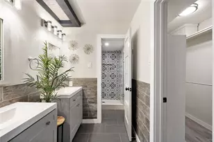 2703 Meadowstone Ct, Carrollton, TX 75006 - Photo 11