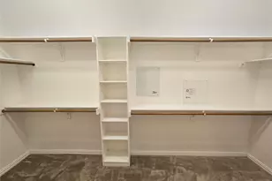 687 Morgan Dr, Grand Prairie, TX 75052 - Photo 17