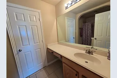 687 Morgan Drive, Grand Prairie, TX 75052 - Photo 29