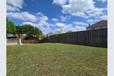 687 Morgan Drive, Grand Prairie, TX 75052 - Photo 35