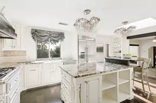 4 Shields Ct, Trophy Club, TX 76262 - Photo 9