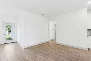 5012 Elizabeth St, Granbury, TX 76048 - Photo 9