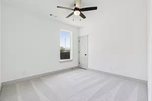 5012 Elizabeth St, Granbury, TX 76048 - Photo 29