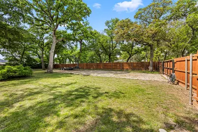 505 Curtis Road, Burleson, TX 76028 - Photo 5