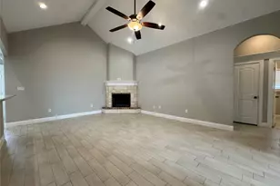 3339 White Horse Dr, Granbury, TX 76049 - Photo 3