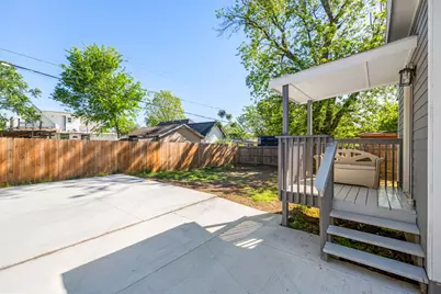 915 E Humbolt Street, Fort Worth, TX 76104 - Photo 21