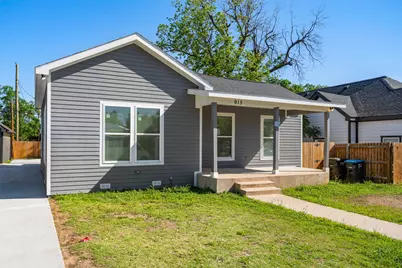 915 E Humbolt Street, Fort Worth, TX 76104 - Photo 3