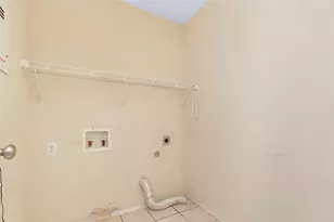 5717 Madge Pl, Haltom City, TX 76117 - Photo 17