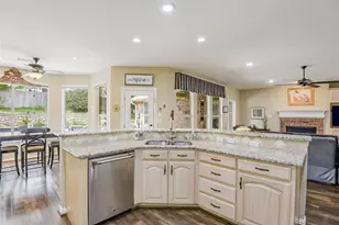 2802 Park Run Dr, Arlington, TX 76016 - Photo 13