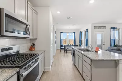 10709 Table Bluff Street, Aubrey, TX 76227 - Photo 9