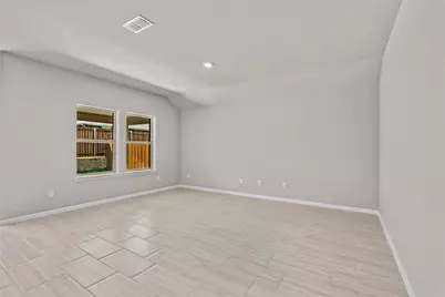 529 Marsh Street, Cleburne, TX 76033 - Photo 9