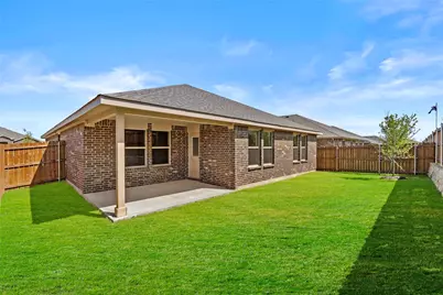 529 Marsh Street, Cleburne, TX 76033 - Photo 5