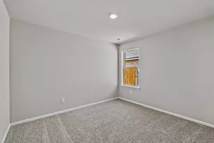 529 Marsh St, Cleburne, TX 76033 - Photo 23