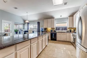 10403 Stone Falls Ln, Frisco, TX 75035 - Photo 5