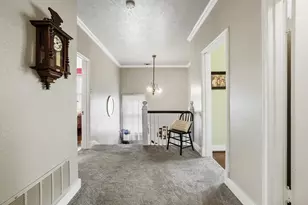 304 E 9th St, Bonham, TX 75418 - Photo 17