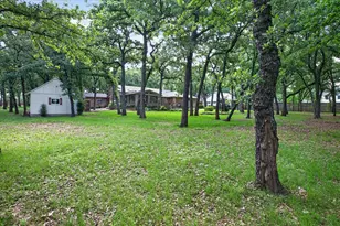 1607 N Main St, Euless, TX 76039 - Photo 21