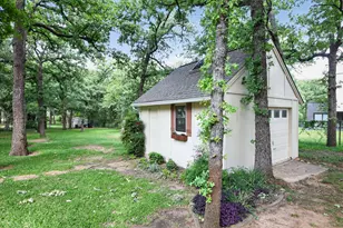 1607 N Main St, Euless, TX 76039 - Photo 19