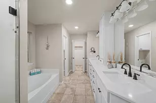 1004 Cedar Ridge Ln, Burleson, TX 76028 - Photo 19