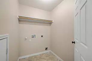 1004 Cedar Ridge Ln, Burleson, TX 76028 - Photo 31