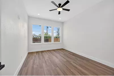 2701 S Jones Street, Fort Worth, TX 76104 - Photo 11